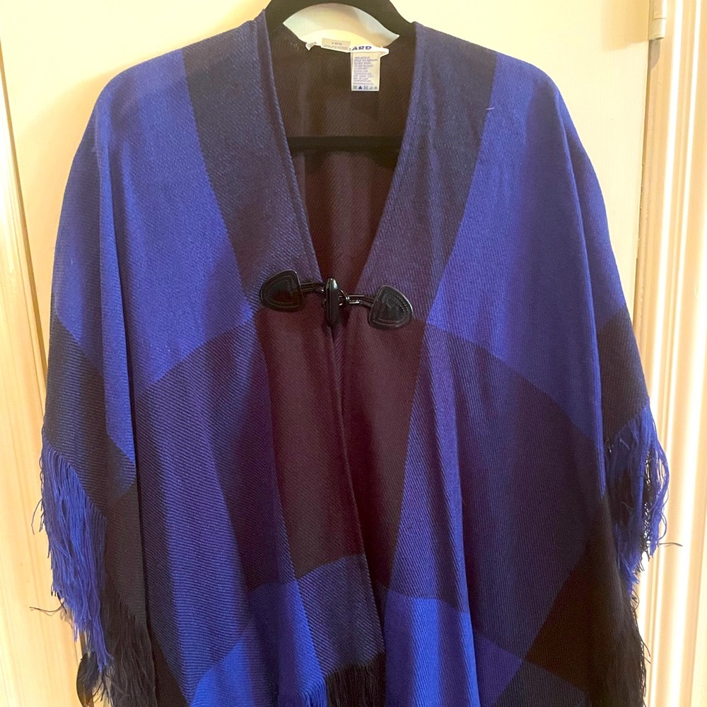 Royal blue and black ‘wrap’